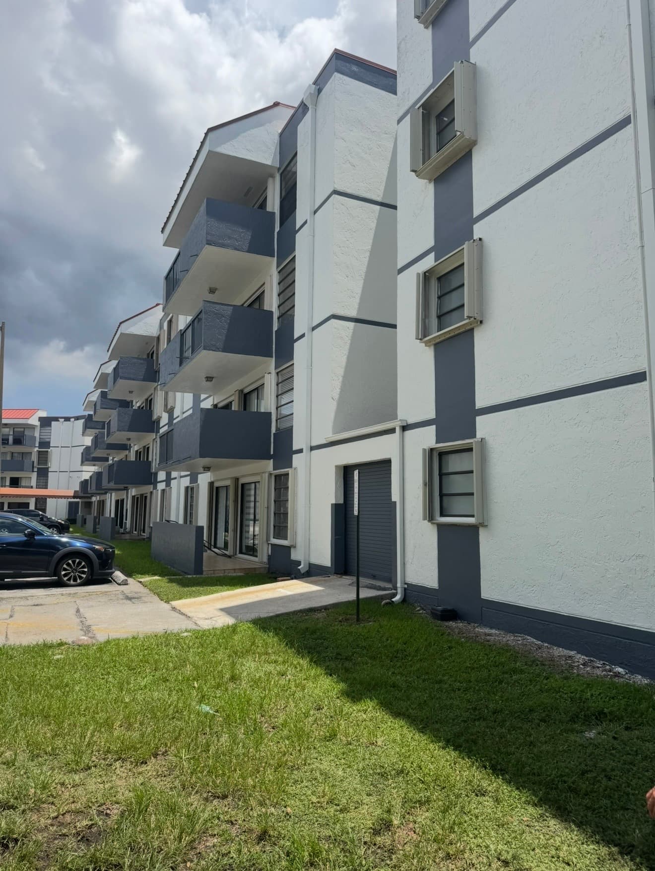 Facade Restoration & Painting